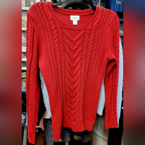 Old Navy Small Cherry Red Cable Knit Sweater - Picture 1 of 6